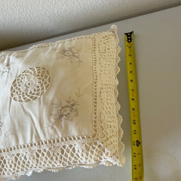 Two cream colored cotton battenburg pillow - Picture 7 of 10